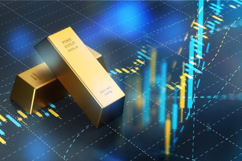 Gold, Tech See Demand as IVV Bleeds Billions