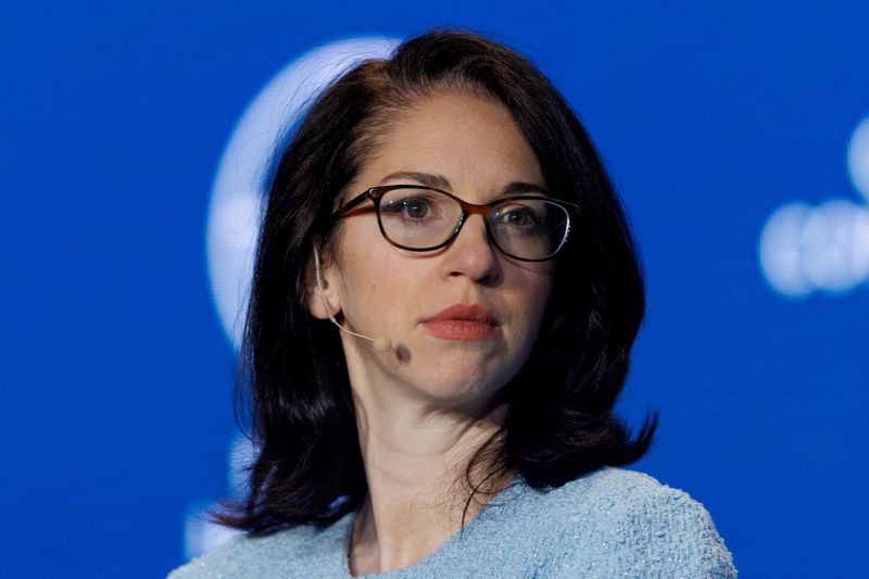 Bridgewater adds Tesla stake, reduces rest of 'Magnificent 7'