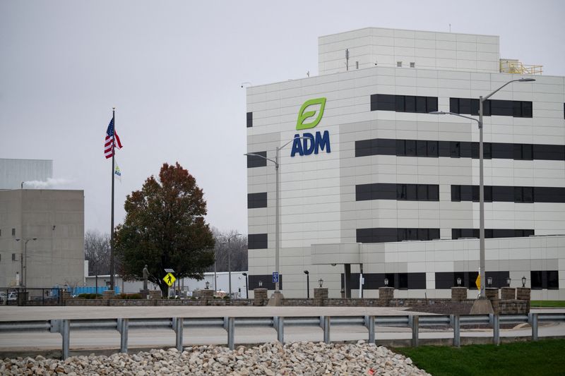Exclusive-ADM cuts jobs in grain trading division, sources say