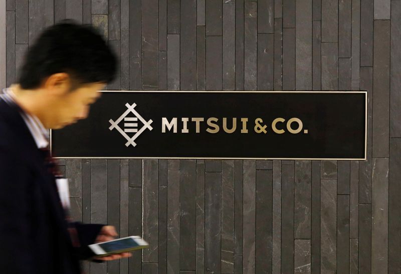Berkshire endorses Japanese trading houses, could hold them ’forever’