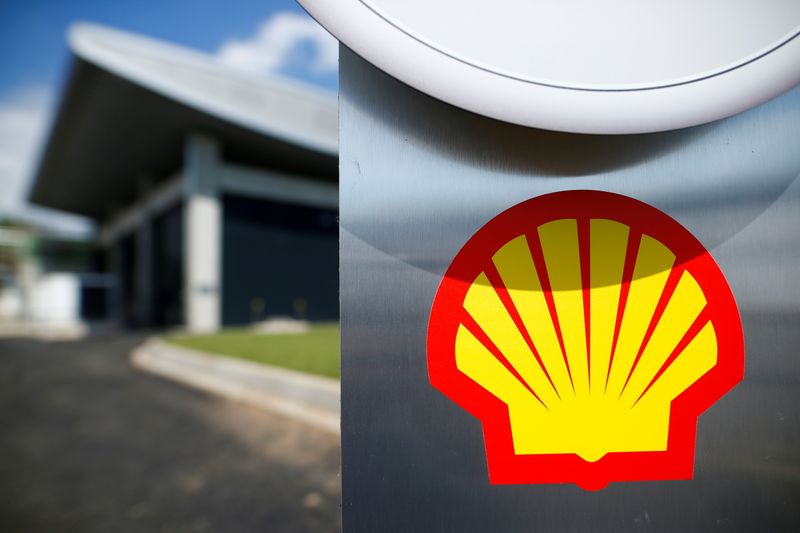Shell shares open lower in Amsterdam on BP merger rumors