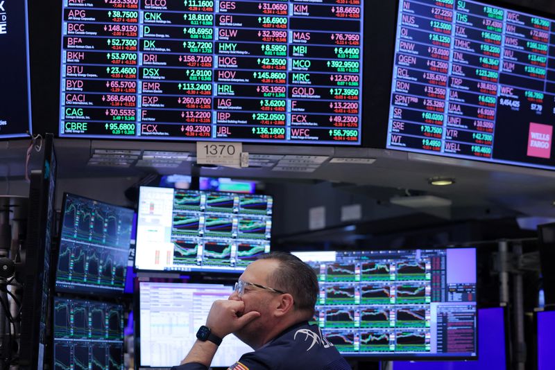 US stock futures dip after weekly Wall St jump; US-China trade, Fed meet in focus