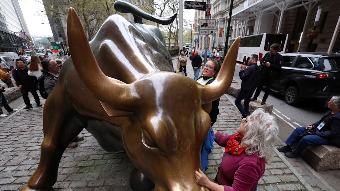 Stocks' best winning streak since 2004 hasn't 'alleviated' Wall Street's worries