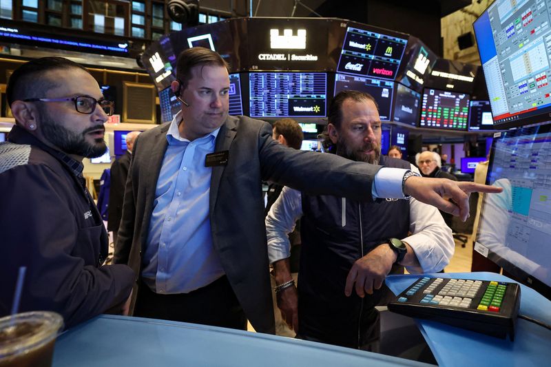Retailers set to give tariff view as US stock market roars back