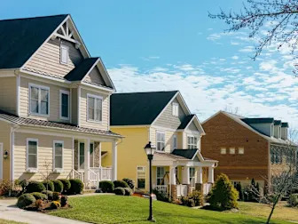 Mortgage rates climb above 7% after Moody's U.S. debt downgrade