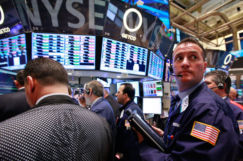 US stock futures edge lower after S&P 500 snaps 6-day winning streak