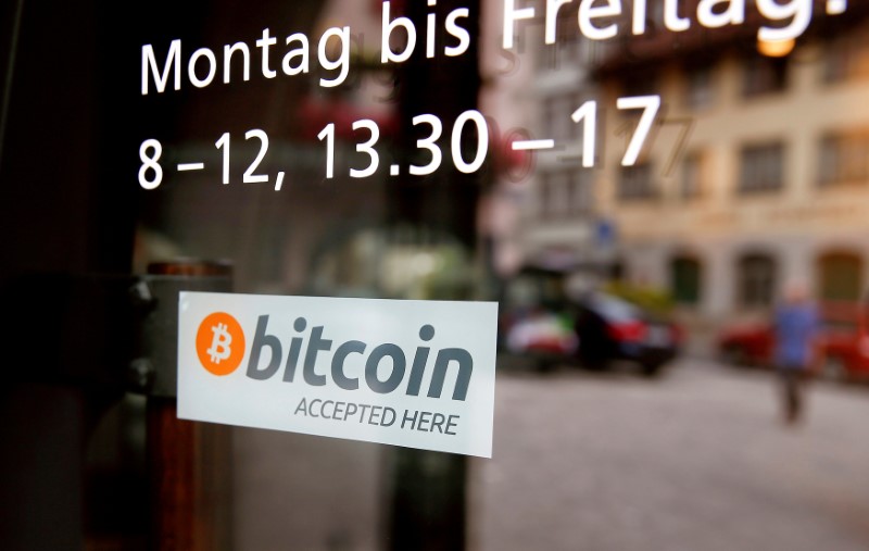 Bitcoin (BTC): Post-ATH Crash Incoming? XRP on Verge of Major Trend Test Now, Solana’s (SOL) $200 Surge Looms