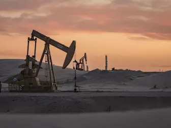 Oil Rallies as Trump Doubts Iran Talks, Sees China Deal ‘Done’
