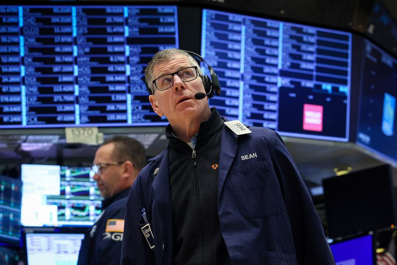 Wall St futures flat after S&P 500, Nasdaq reclaim record highs; jobs report eyed